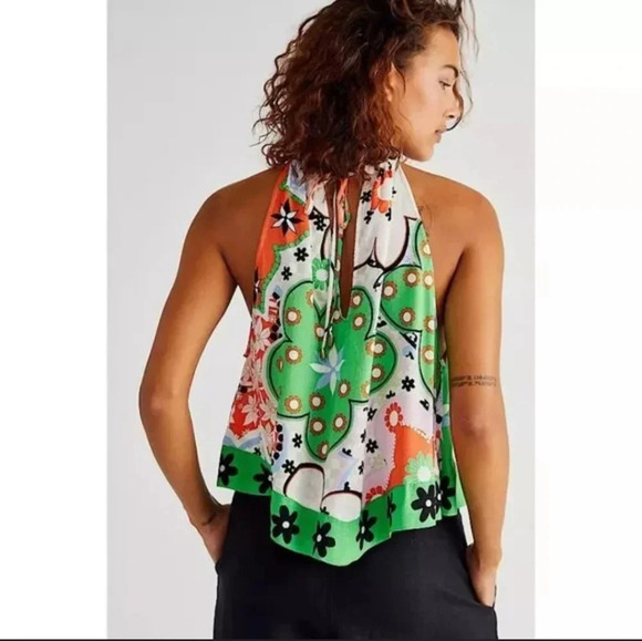 Floral Halter Neck Top - Multicolor - Picture 2 of 9